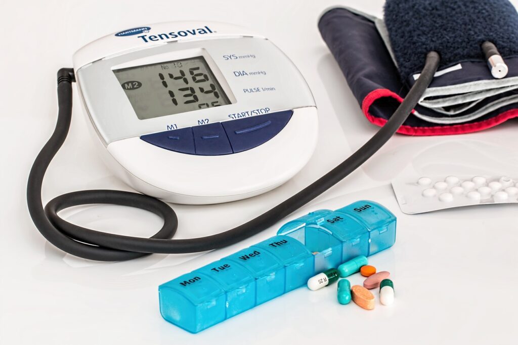 Šta je hipertenzija/visok visok krvni pritisak-koji su uzroci, indikacije kao i terapija?